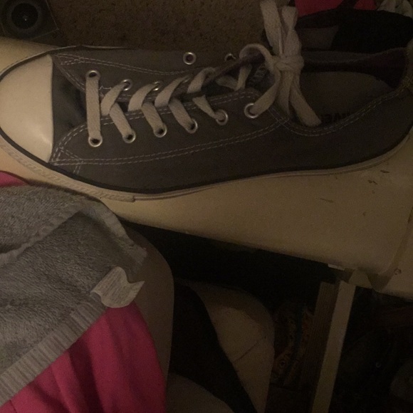 Converse - Picture 2 of 3